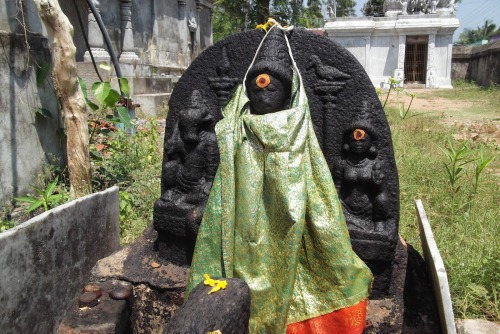 Alakshmi (Jyestha)Misfortune Goddess  deity, Tamil Nadu, photo from  remoteoldtemples.blogspo