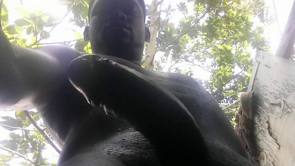 jamaicangayboy:  Jamaican ghetto dick