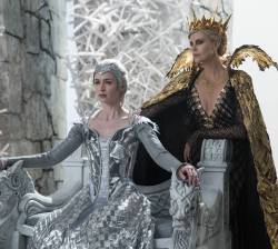 I loved these two in this movie. Wish it was all about them instead of the Huntsman character.  These two queens give me life! #theyarejustbadass #charlizetheron #isamazingasan #evilqueen #emilyblunt #didamazingaswell