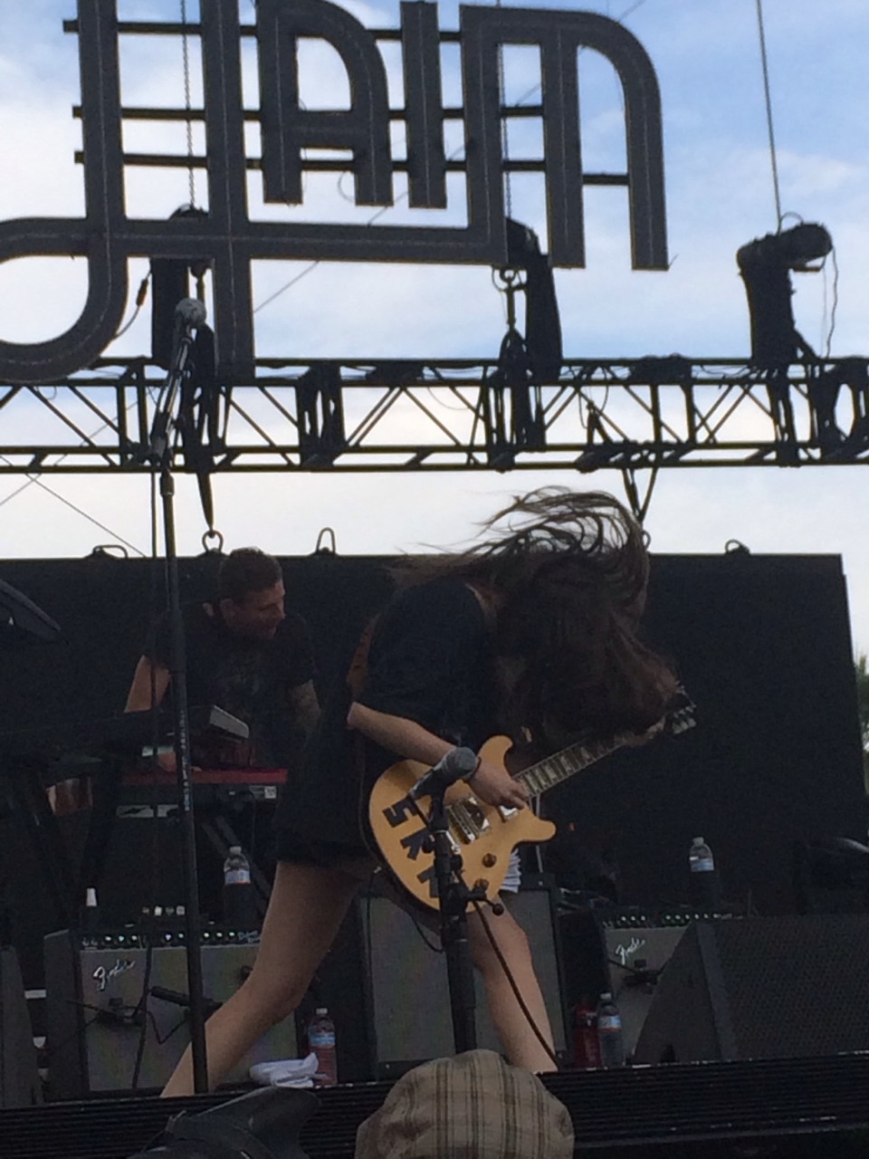 coachella-bound:  Alana Haim at Coachella weekend 2