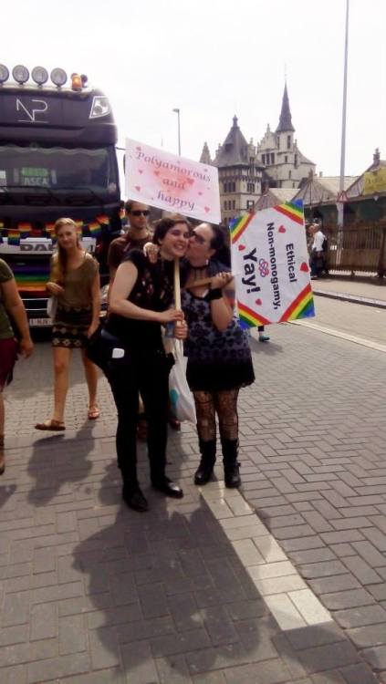 polylove-girls-blog: miss-shiva-adler: me and belgianwhovian at the Antwerp Pride Parade Love it! &a
