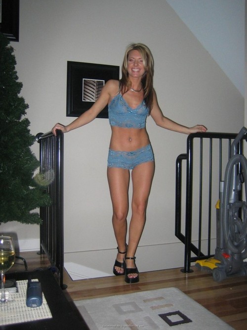 cougar-dreamland:http://cougar-dreamland.tumblr.com/