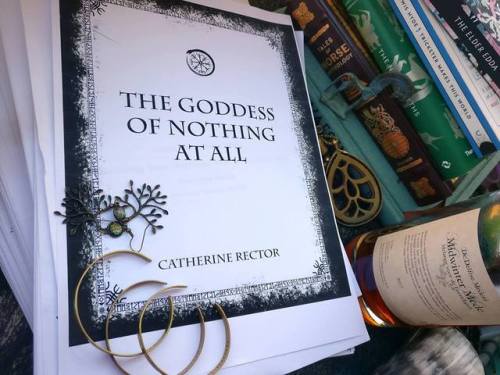 goddessofnothingatall:My baby in all her fifth draft beauty <3 It’s so beautiful!