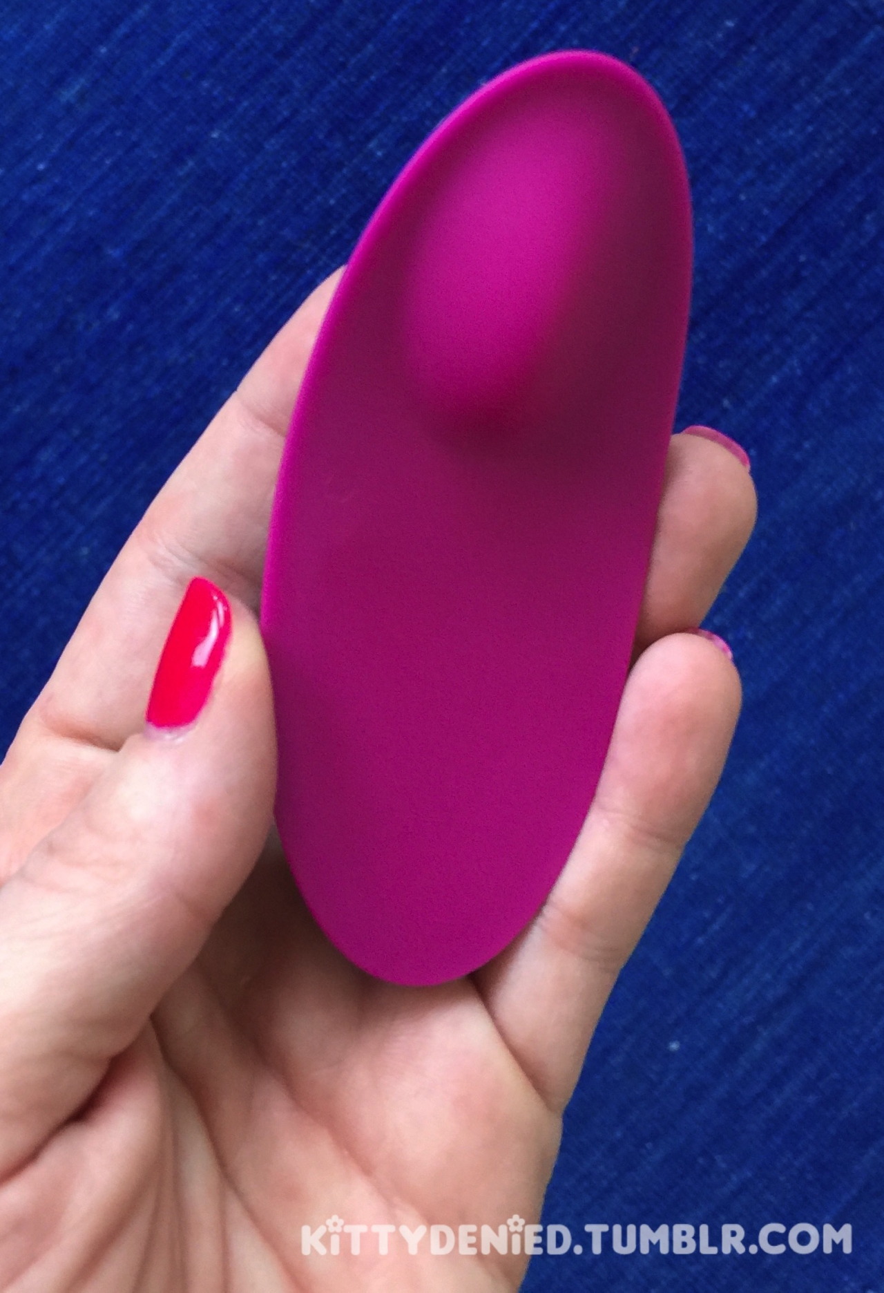 kittydenied:  Got a new vibrator!! (http://www.ohmibod.com) This one can be controlled