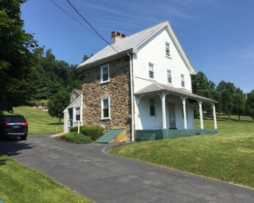 househunting: $152,000/3 br/1380 sq ft Elverson, PA built in 1790