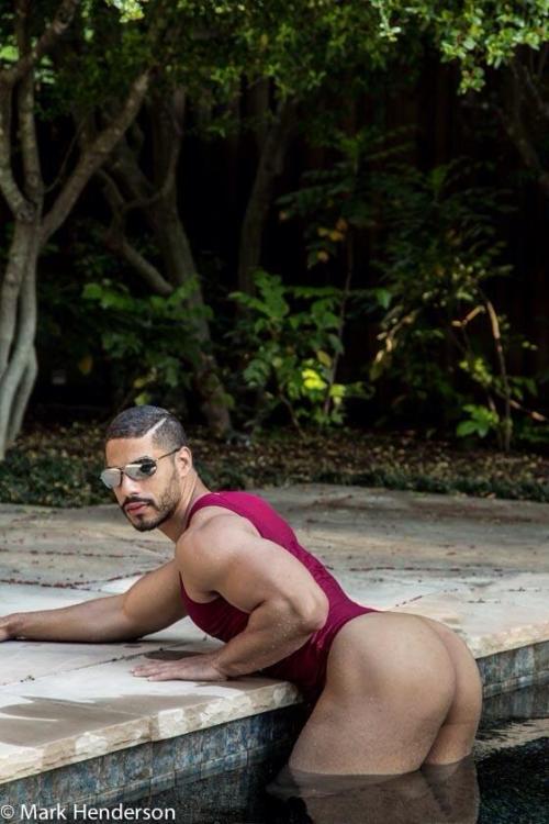 For more photos, follow http://bit.ly/1lUMVpi