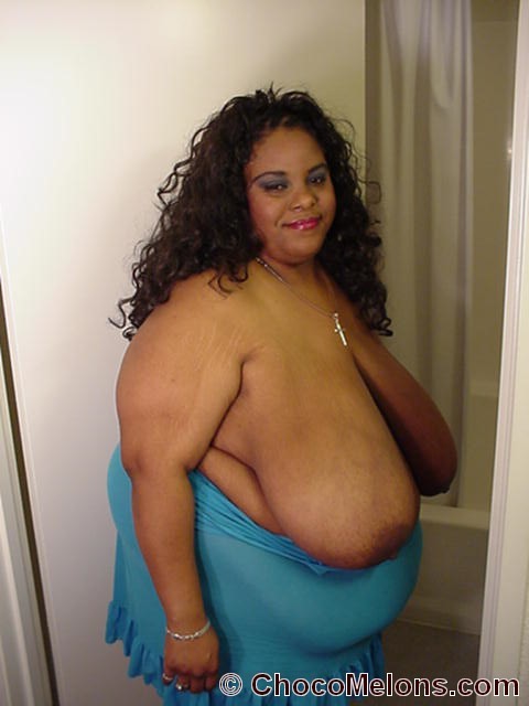 hugeheavytits:  hugeheavytits: http://hugeheavytits.tumblr.com/