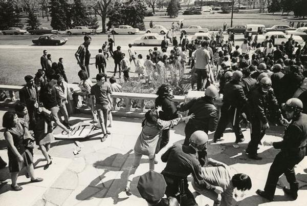 modbeatnik:  Around 150 Latino students in Denver, Colorado, walk out of school