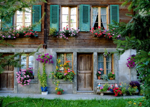 wanderlusteurope:Cutest little house in Lauterbrunnen, Canton of Bern, Switzerland