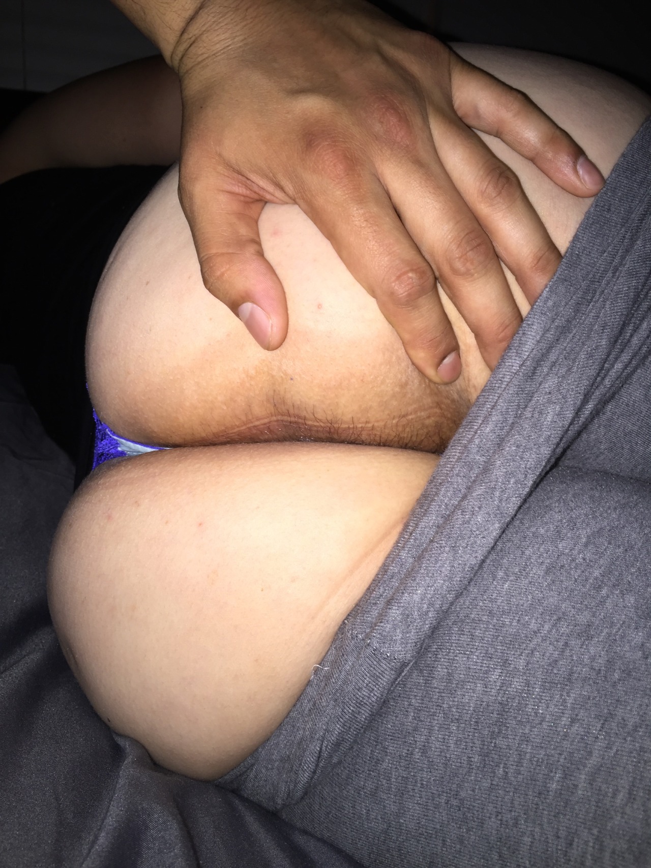 chubby-colombian-wifey:  Ass so peaceful