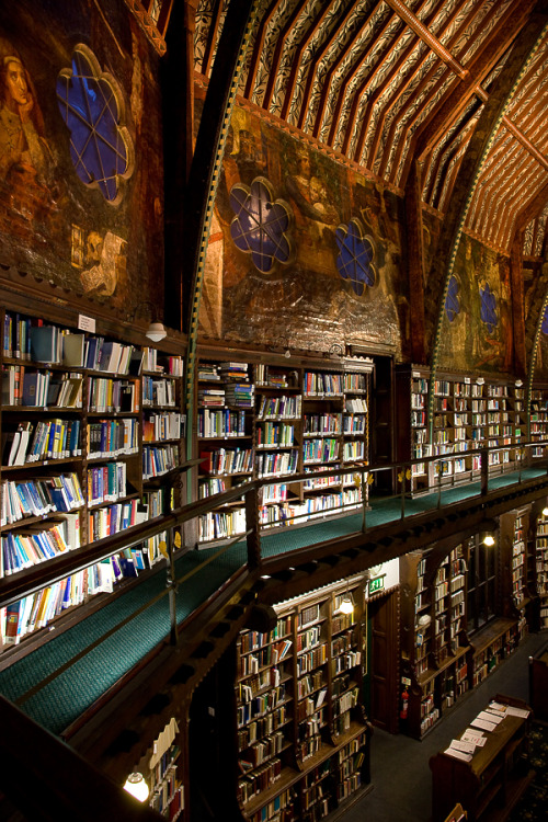 dukeofbookingham:bibliotheca-sanctus:The Oxford Union Library, Oxford, Great Britain*adds to endless