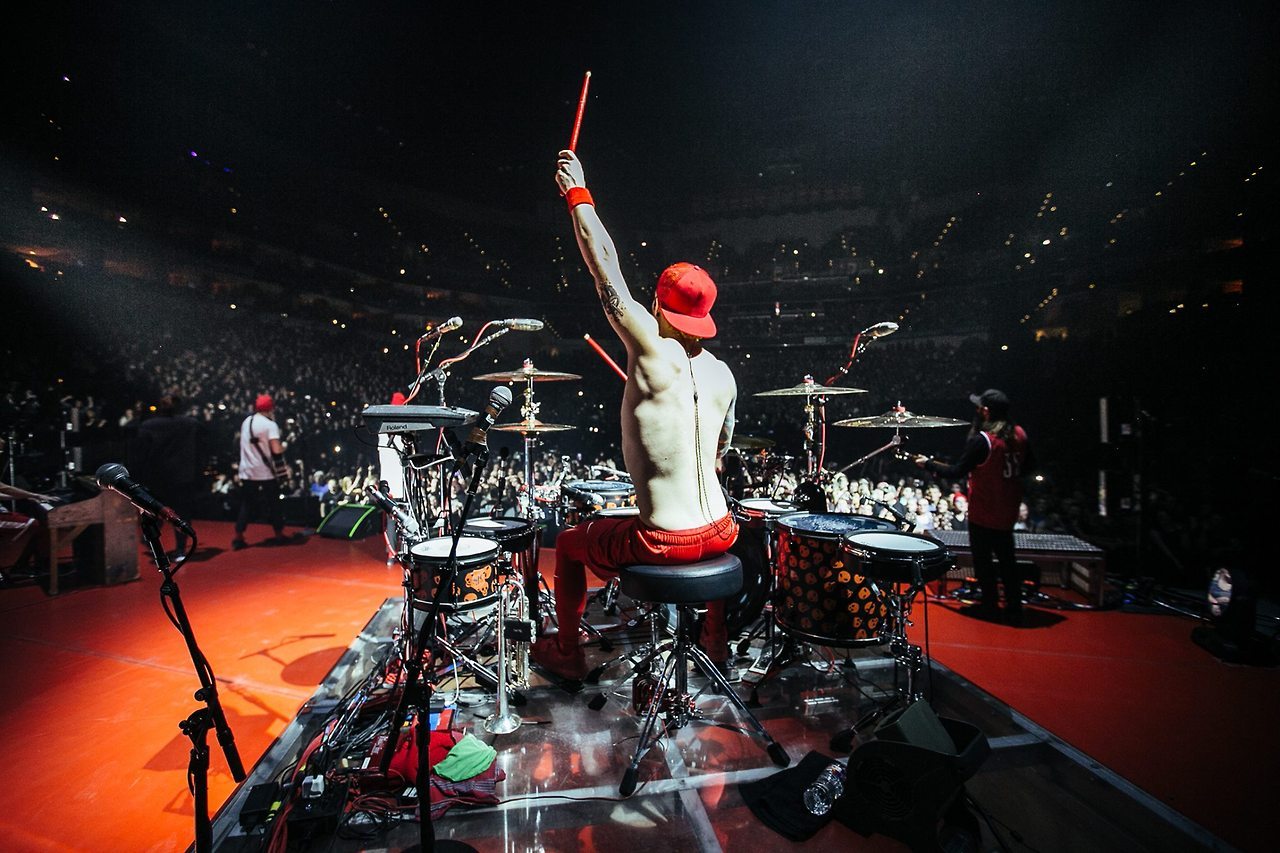 oneanddun:    March 5, 2017 || Louisville, Kentucky @ KFC Yum! Center   