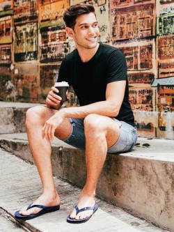 barefeetandballcaps:Me? Totally not-gay&hellip;  why? Can I learn how? nice feet