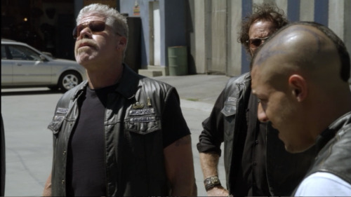 jesuschristsonsofanarchy:I’m going to assume Clay’s look upward was a ‘Jesus Christ’ moment.