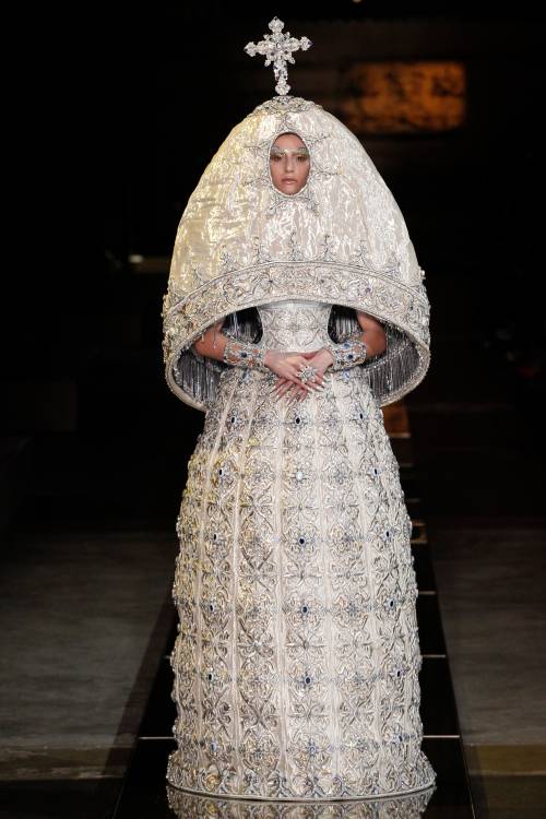 just-fashion-world: Moncler 1 Pierpaolo Piccioli Fall 2019 rtw ~ Thom Browne Spring 2018 rtw Guo Pei