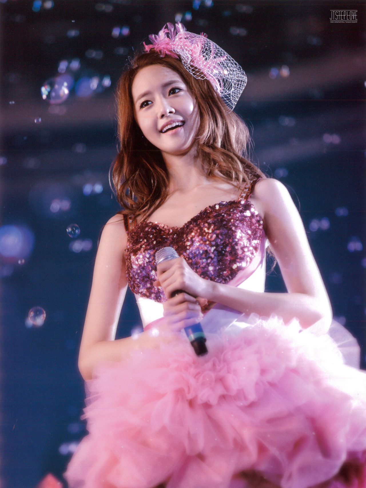 soshihd:  1500 x 2003