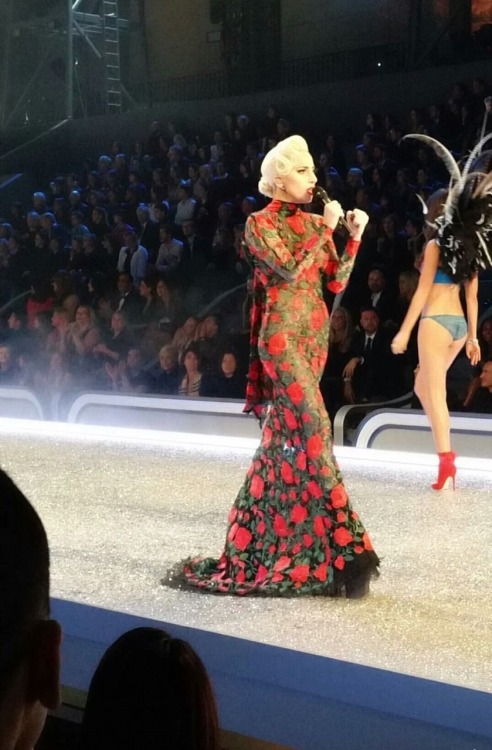 picturegaga:Lady Gaga performing at the Victoria’s Secret Fashion Show