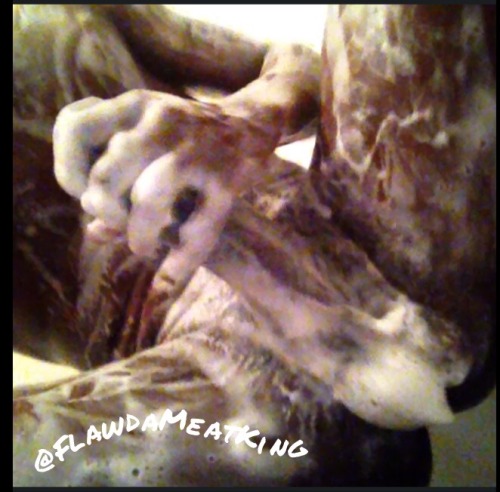 flawdameatking:Soapy Dick Help Me Wash That Boy! 💦💦👌