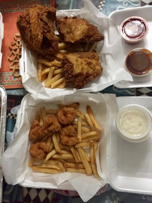 black-exchange:  Ibby’s Fish & Chicken  www.ibbysfishchicken.com // IG: ibbysfoood  Chandler, AZ  CLICK HERE for more black-owned businesses!  Okay