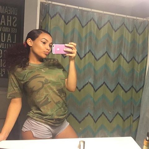 prettyteen-1:  Shawty got a ass
