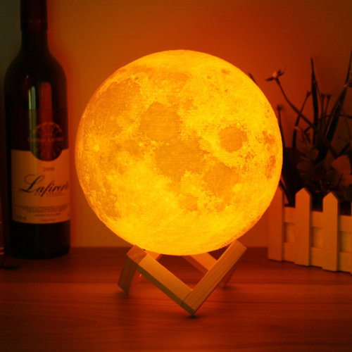 hellowinnerboy - 3D Moon Lamp 16 Color Changing USB Charging LED...