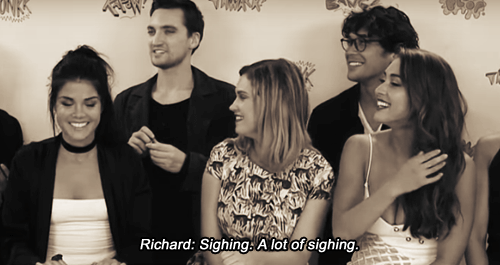 sly2o:murphystartedthefire:bonus:I really hope someone gifs this next to actual shots of season 5 on