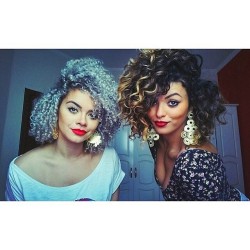 hi-imcurrentlyobsessed:😍😍😍 @ninagrabriellas and her curlfriend  #hiimcurrentlyobsessed #natural #naturalflyness   Share the love! REBLOG! Tag a friend and follow 👣👣👣. Hashtag #hiimcurrentlyobsessed to be featured (#rp from @berrycurly