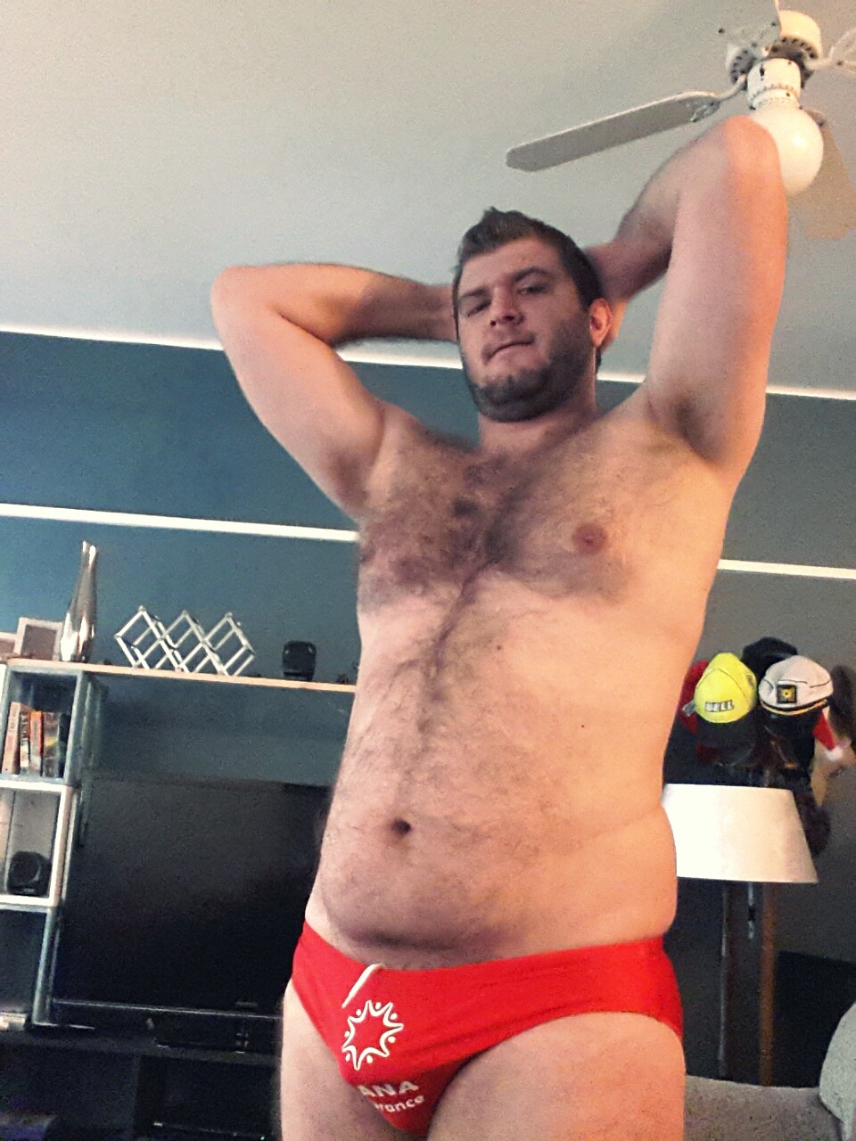 oneballharry:  Did I forget to mention that I have a sassy red speedo? Because I