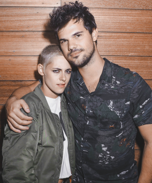 ashbzo:  kristen stewart &amp; taylor lautner at moschino after party in hollywood.
