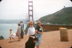 forties-fifties-sixties-love:  San Francisco, CA, 1957
