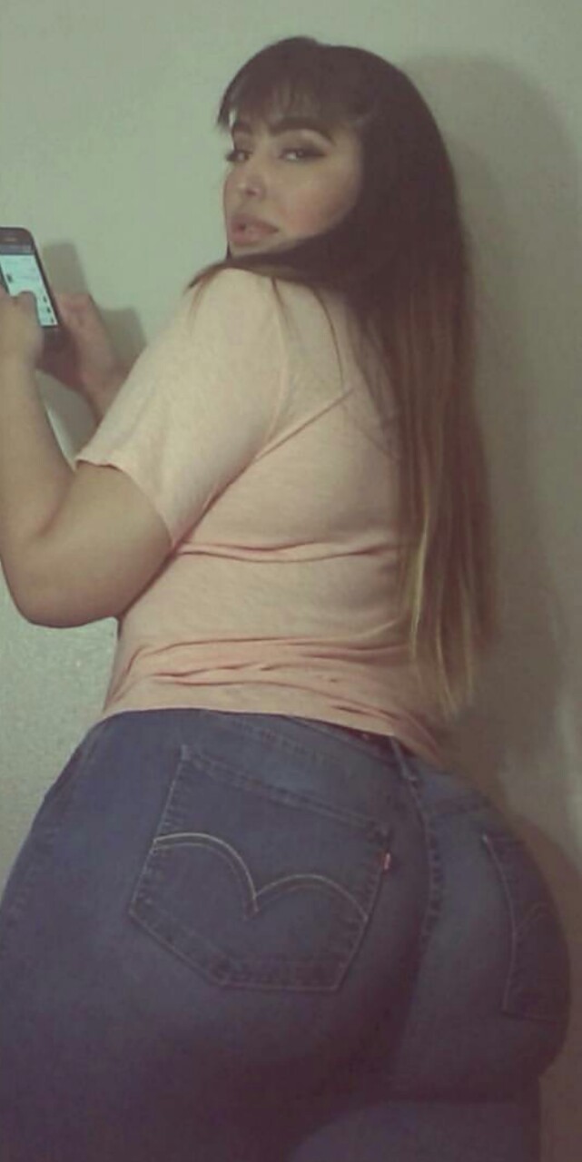 tightdenimgirls:  Super Big