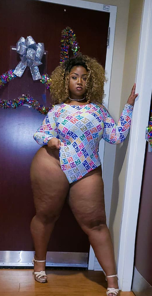 bigweezie:       Follow www.bigweezie.tumblr.com 