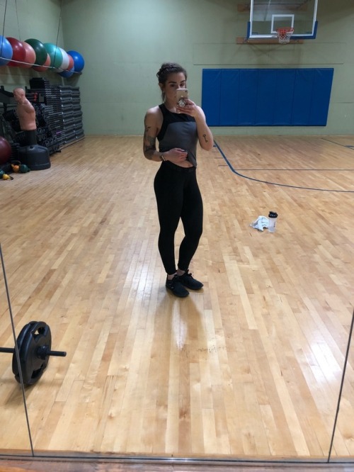 This week in gym selfies ~*I need new poses ‍♀️