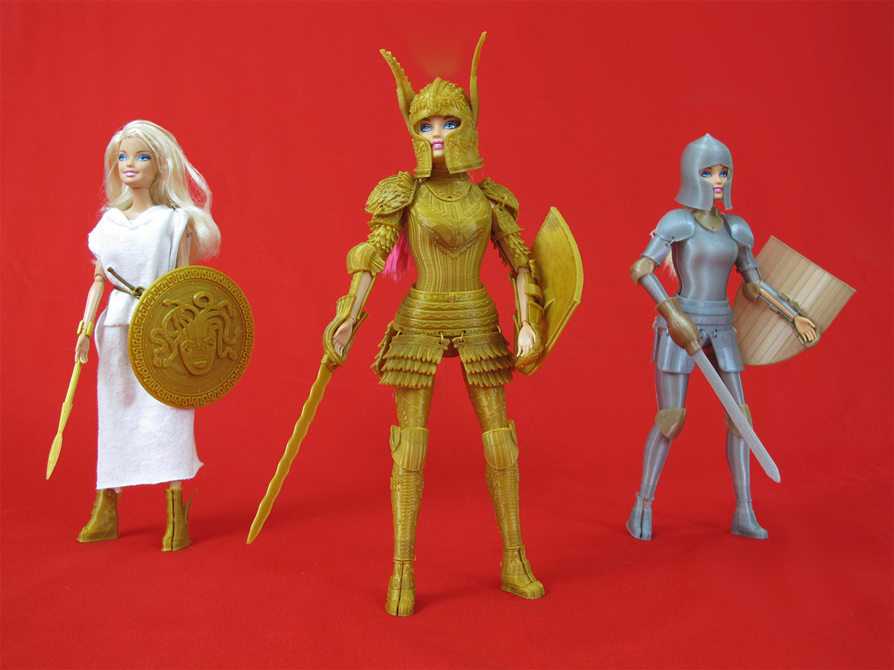 maxistentialist:  3d printed armor for Barbie. The files are available for $1 on