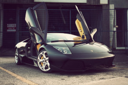 automotivated:  LP640 (by RBeatty)
