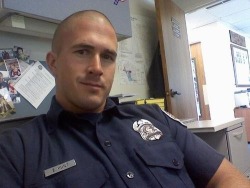 Gayamateurclub:  Hot Cop! Like Amateur Guys?  Follow The Gay Amateur Club. Http://Gayamateurclub.tumblr.com/