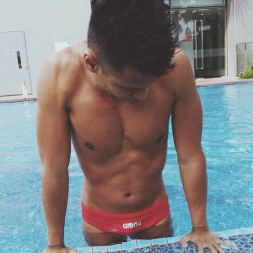 sgboyfantasies:  Hafiz hanafiah you’re my sex God.   