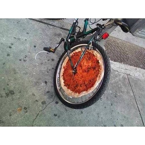XXX pizzabrains:  this pizza bike is a pizza photo