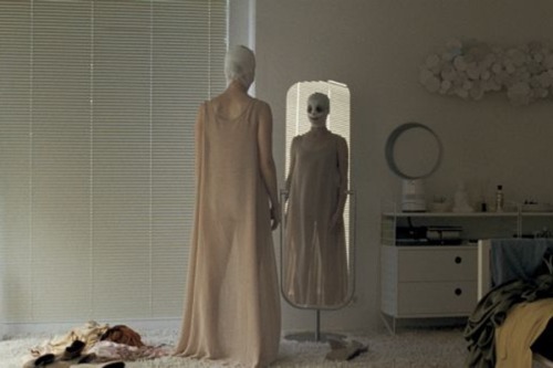 dollhouse-attic:  Goodnight Mommy (2014)