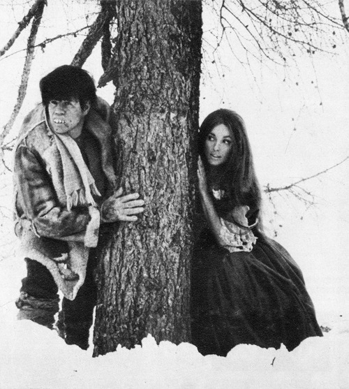 lovesharontate:  Terry Downes and Sharon Tate on the set of The Fearless Vampire