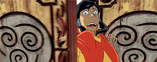 arvieux:  WHEN YOU’RE RIGHT BEHIND SOMEBODY BUT THEY DON’T PAY ATTENTION AND THEY LIKE LET THE DOOR SLAM INTO YOUR FACE   