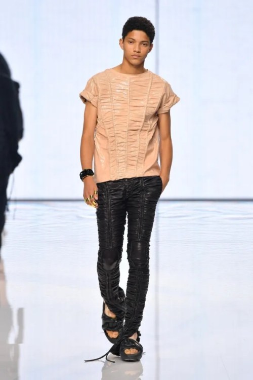 fashionablymaleofficial: (via Balmain Ready To Wear Spring 2022 Paris)