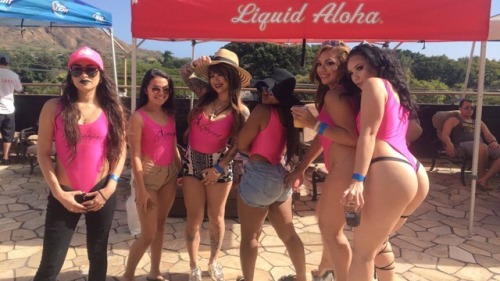 hsteenhawaii: Hot teen Sophie, she became a stripper her senior year in highschool. She got fucked b
