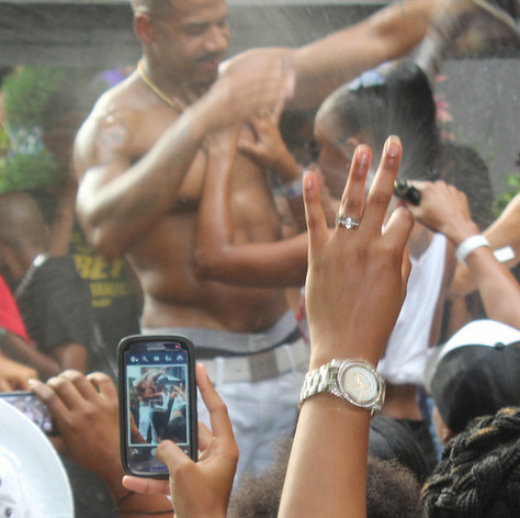 hellyeahehitfromtheback:  creamgetdamoney:  Stevie J http://creamgetdamoney.tumblr.com/  Yes
