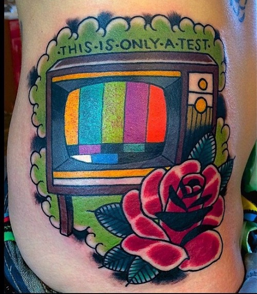 fuckyeahtattoos:  Very difficult to get a good picture because it wraps around a bit. Taken right after it was completed. This was done by the incredibly talented Geary Morrill at Eclectic Art Tattoo Gallery in Lansing, MI