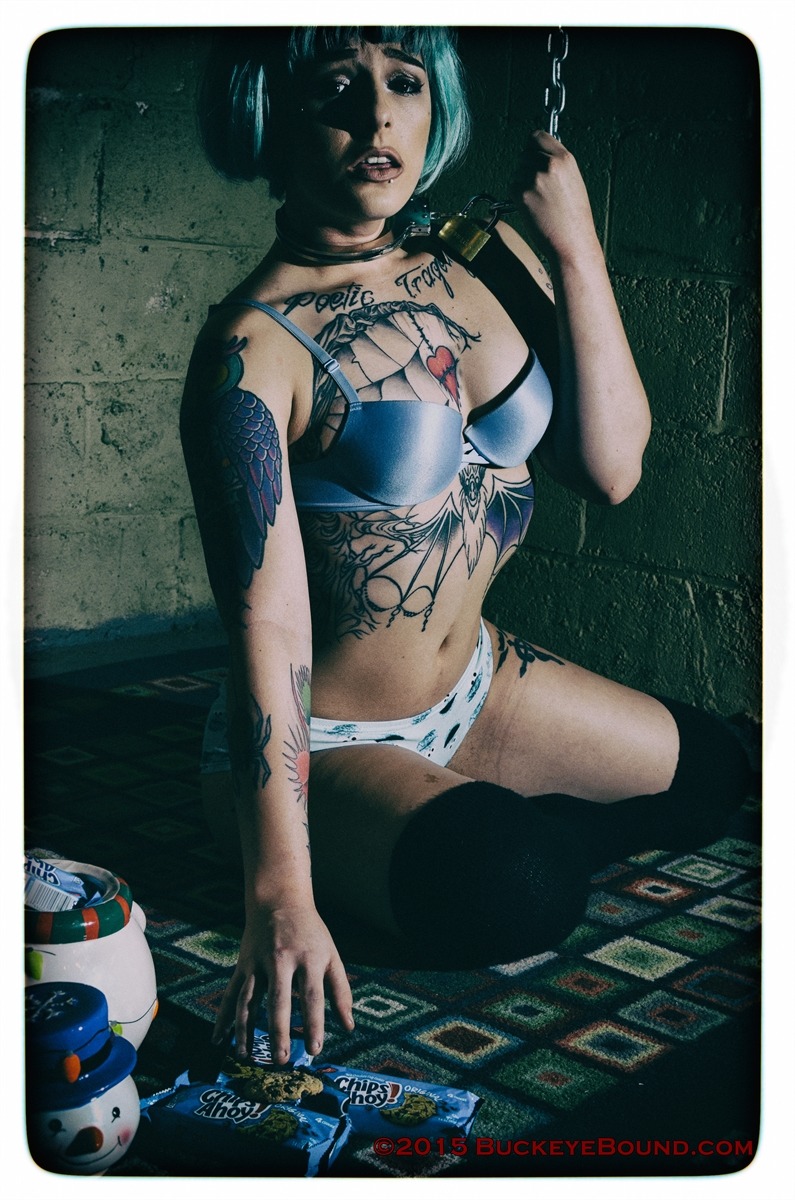 pepalfreyman:  Hot Girl, Cookie Monster Panties, Cookies…. Mix well. Wickedd Willow