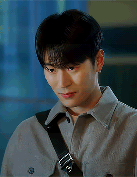 Sangwoo: *does Anything*