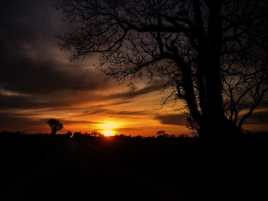 50bestphotos:  The Sunset by rachmathias http://ift.tt/1qjR1UK 