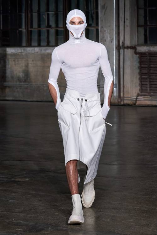 Dion Lee, Fall 2022 Ready-to-WearCredits:Patti Wilson - Fashion Editor/StylistMustafa Yanaz - Hair S