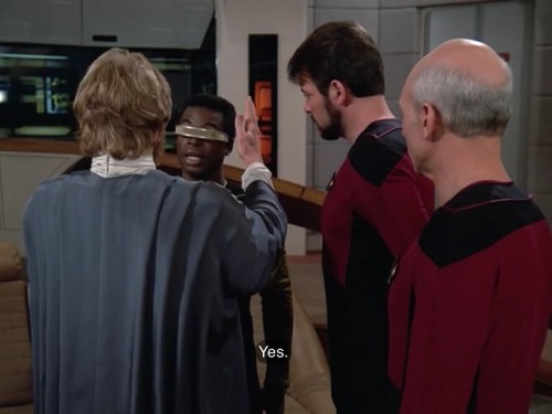 needsmorestartrek: Geordi LaForge is a treasure and don’t you forget it…